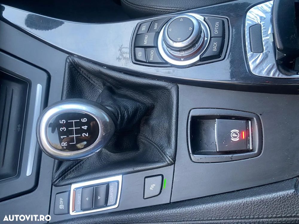 BMW Seria 5 520d Touring Modern Line - 15