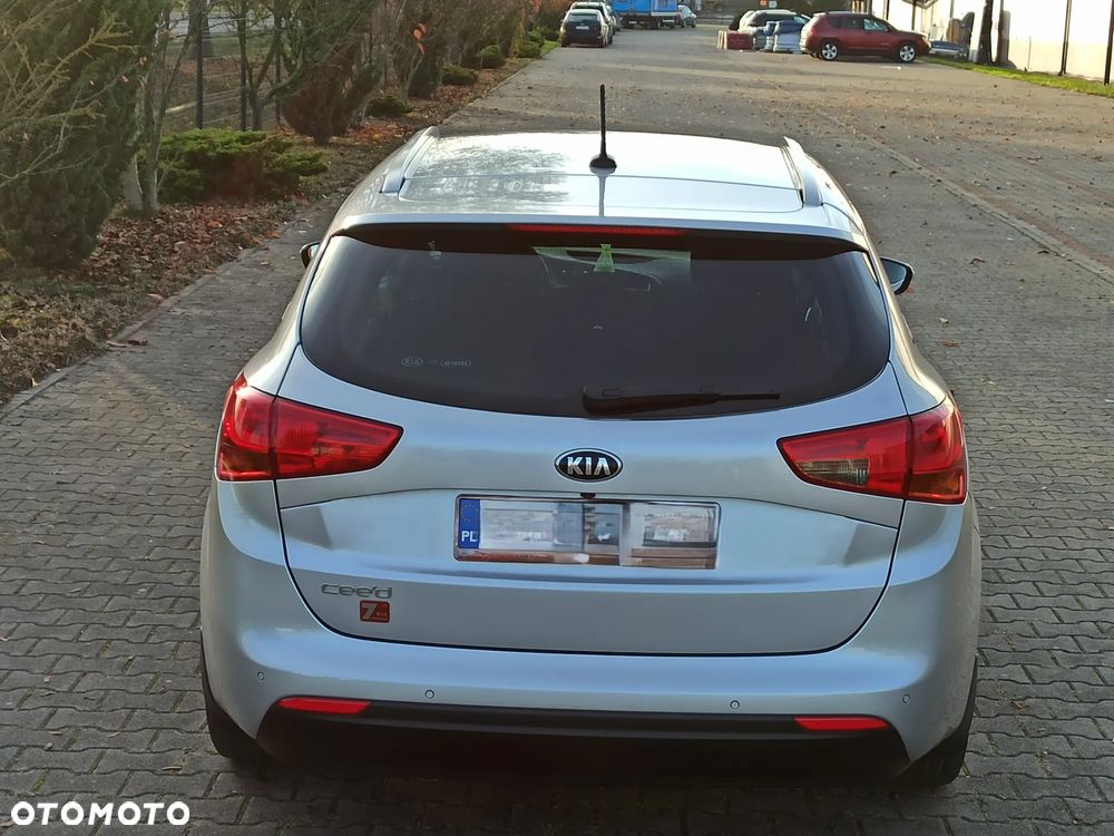 Kia Ceed 1.6 GDI L Business Line - 9