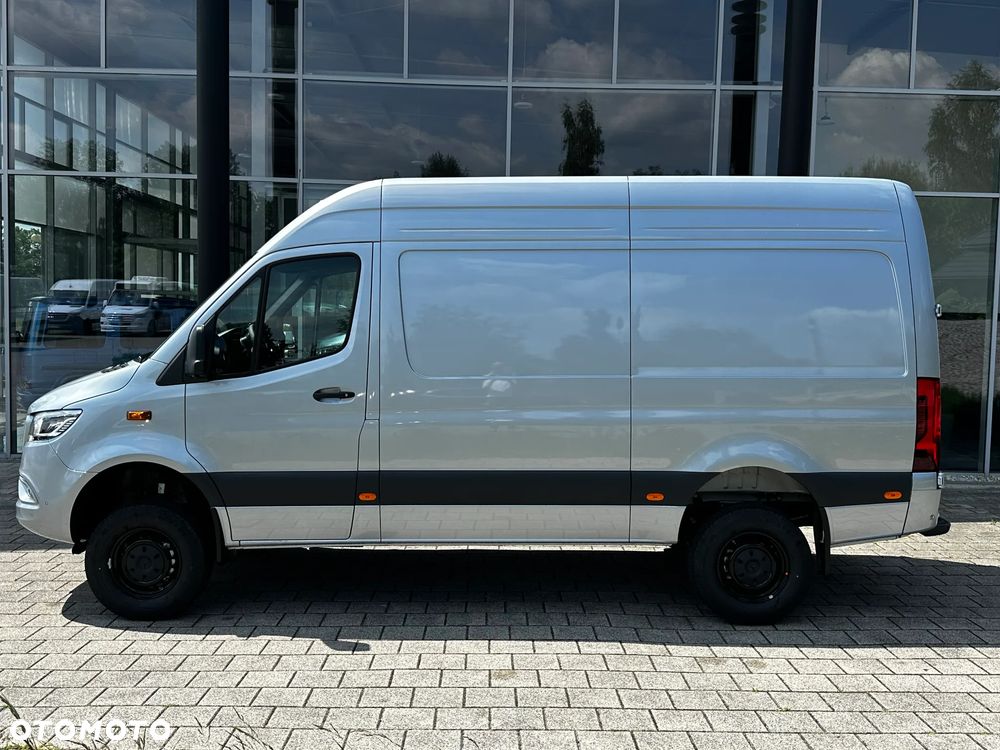 Mercedes-Benz Sprinter - 10