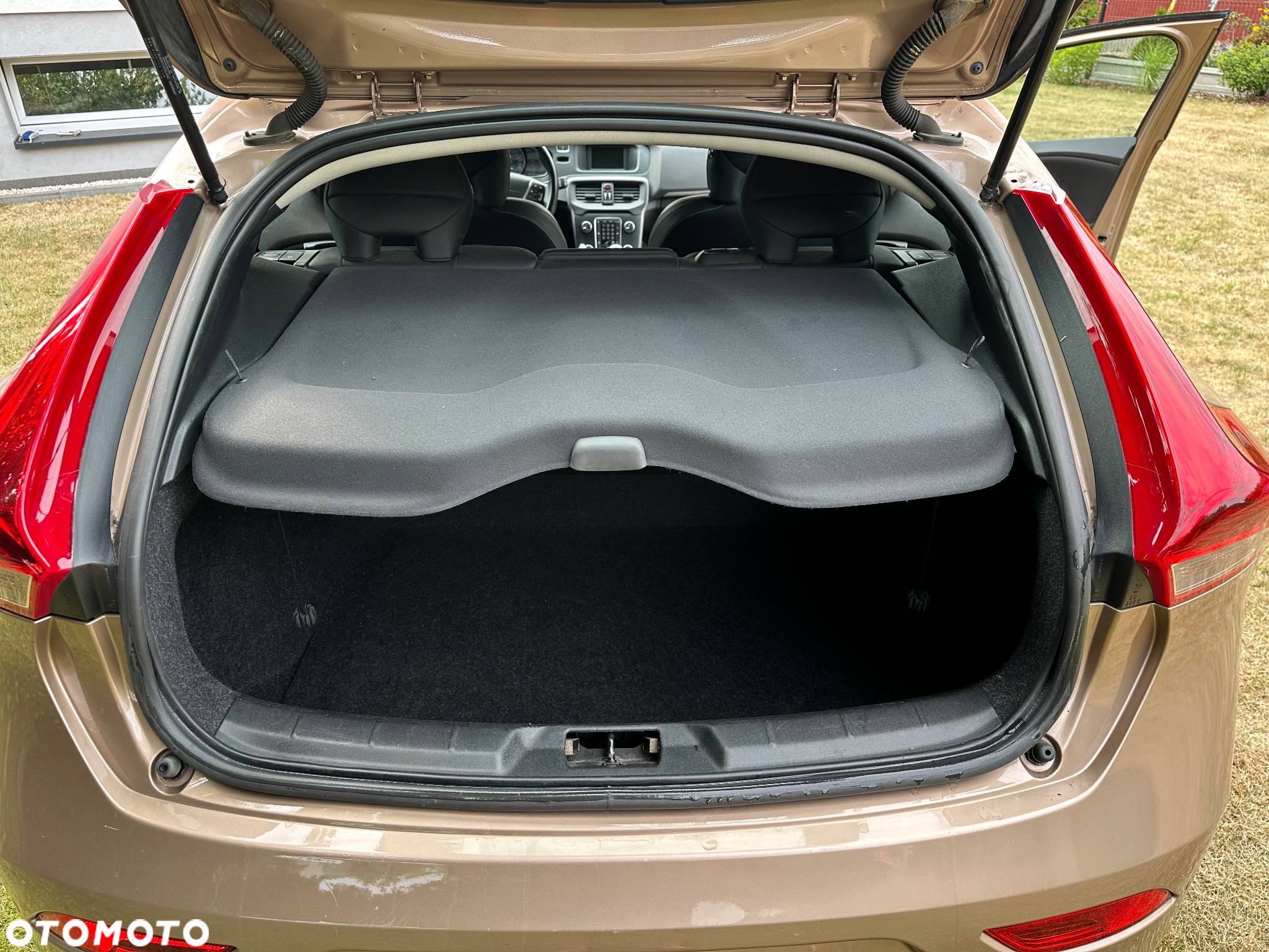 Volvo V40 D2 Momentum - 20