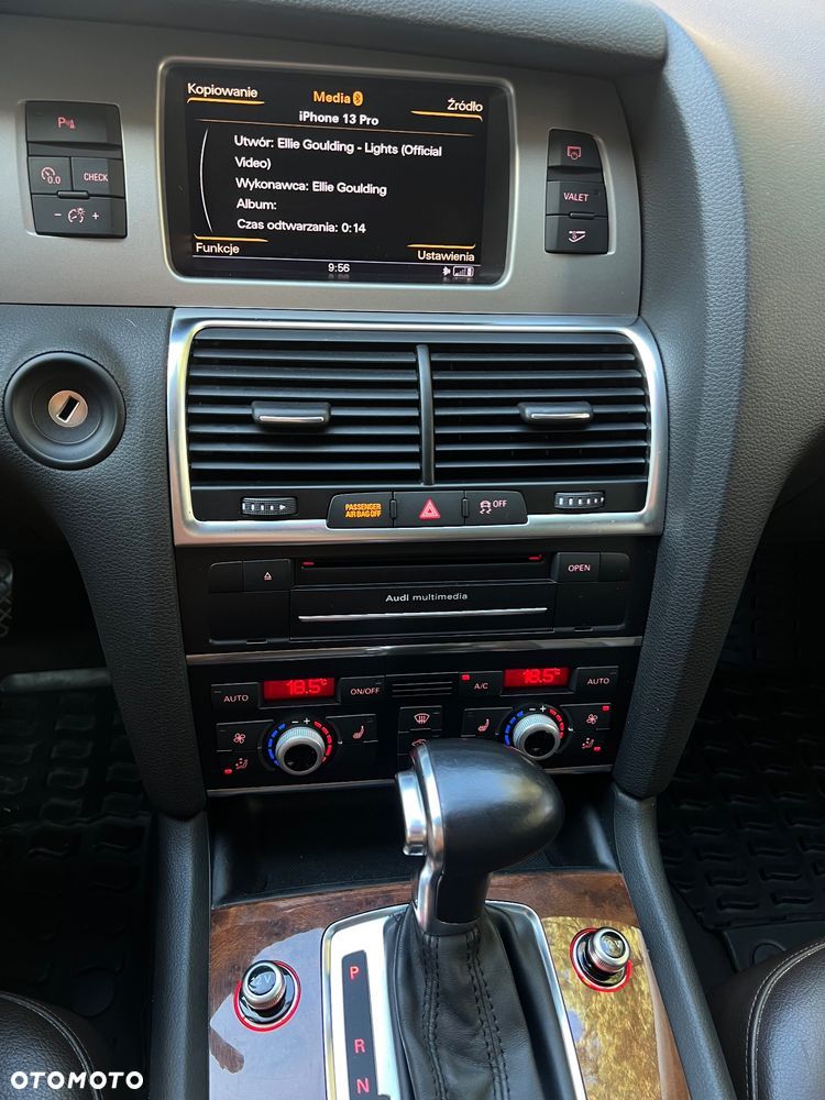 Audi Q7 3.0 TDI DPF clean diesel Quattro Tiptronic - 14