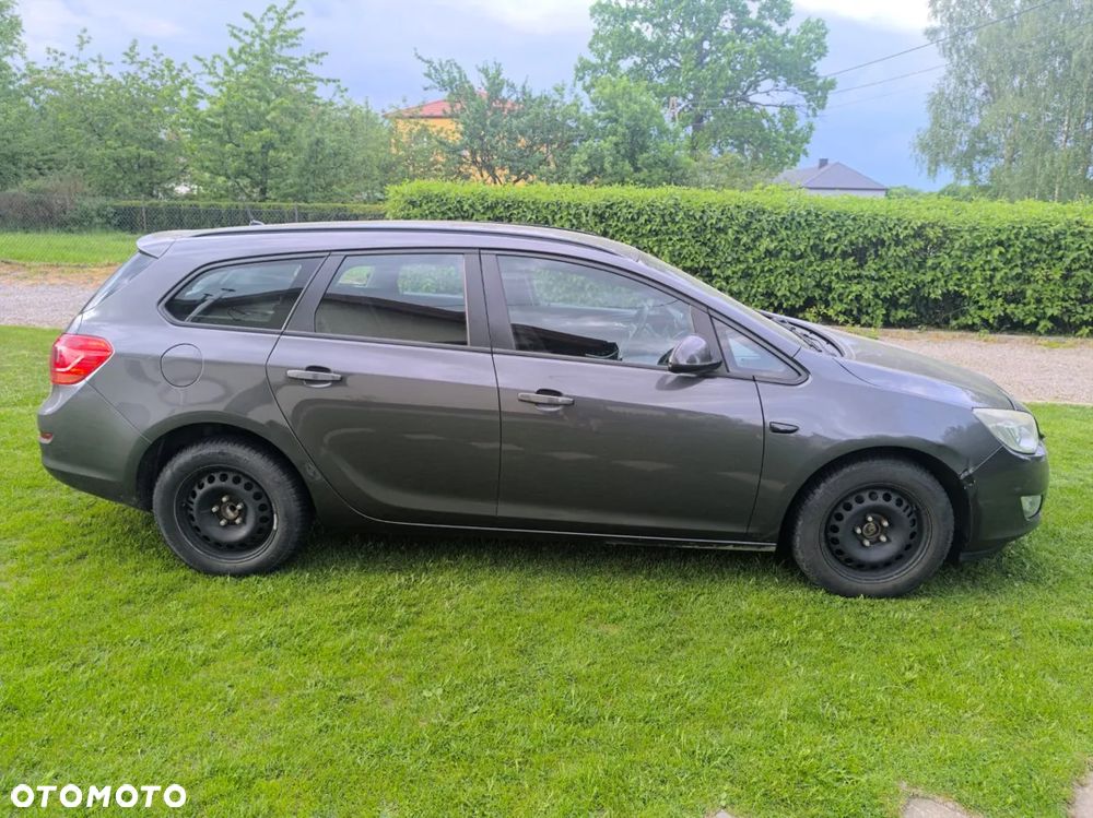 Opel Astra 1.7 CDTI Cosmo - 2