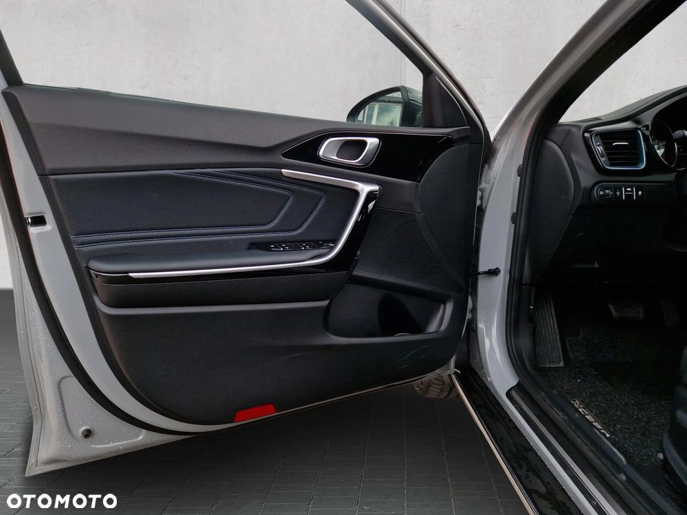 Kia XCeed 1.6 T-GDI Tribute DCT - 10