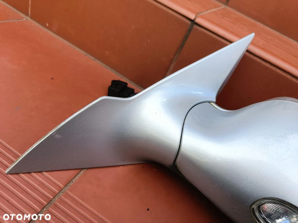 MERCEDES W209 CLK LUSTERKO LEWE 775 15p - 2