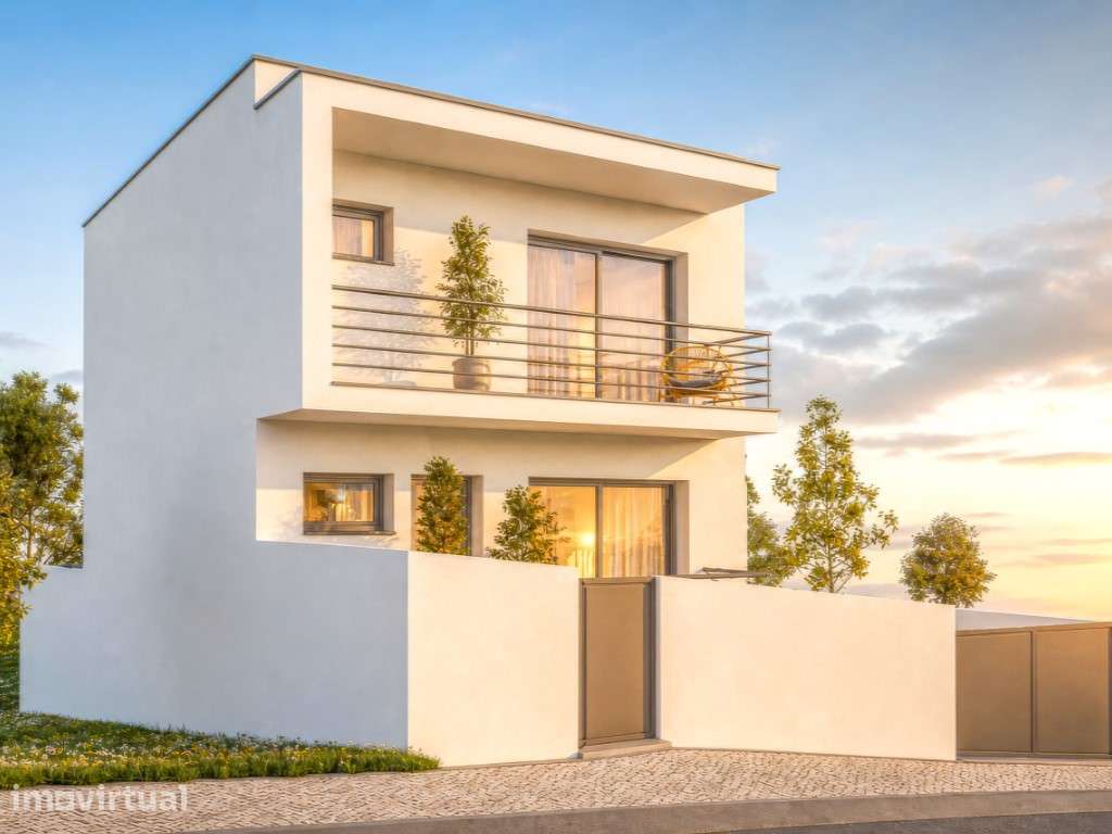 Moradia T2 em construção em Famalicão, Nazaré
