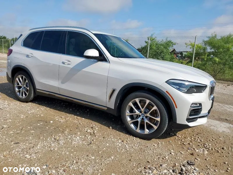 BMW X5 xDrive35i Sport-Aut - 4