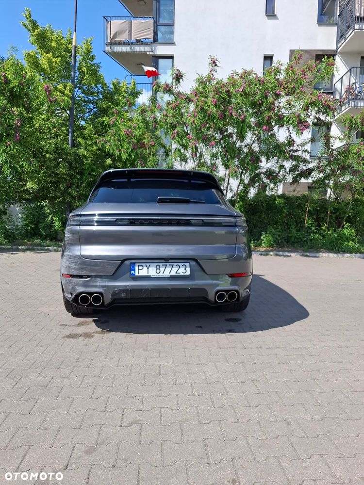 Porsche Cayenne - 18