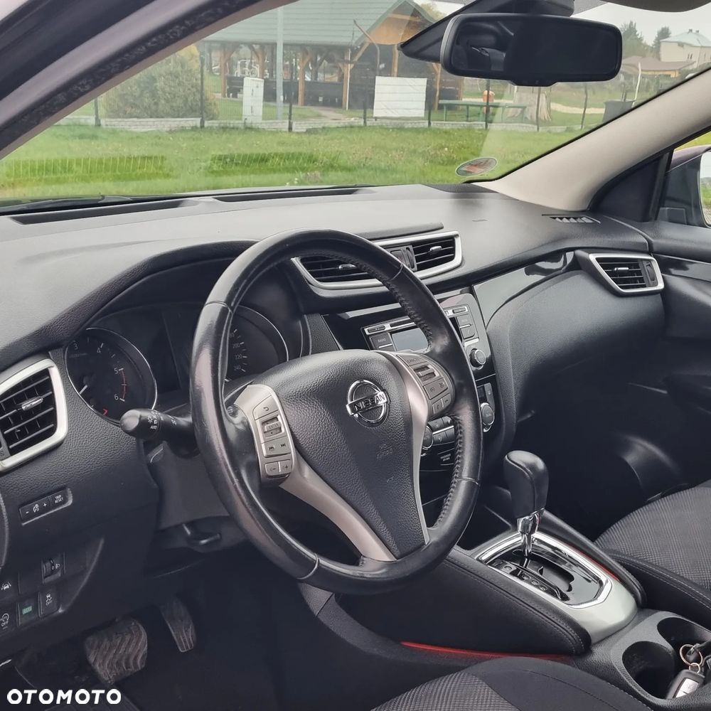 Nissan Qashqai 1.6 dCi Xtronic ACENTA - 9