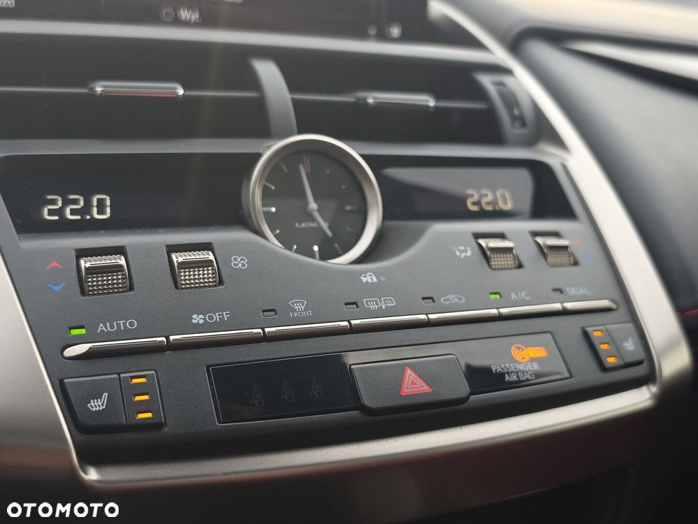 Lexus NX 300h F Sport AWD - 22