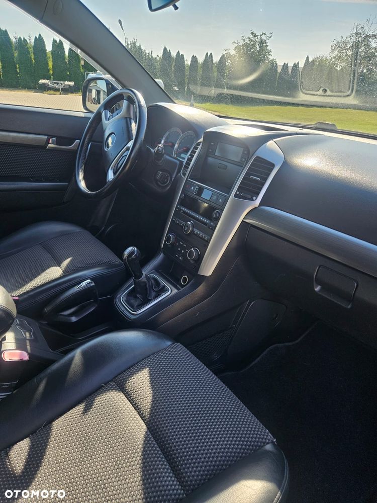 Chevrolet Captiva 2.4 2WD 7 Sitzer LS - 19