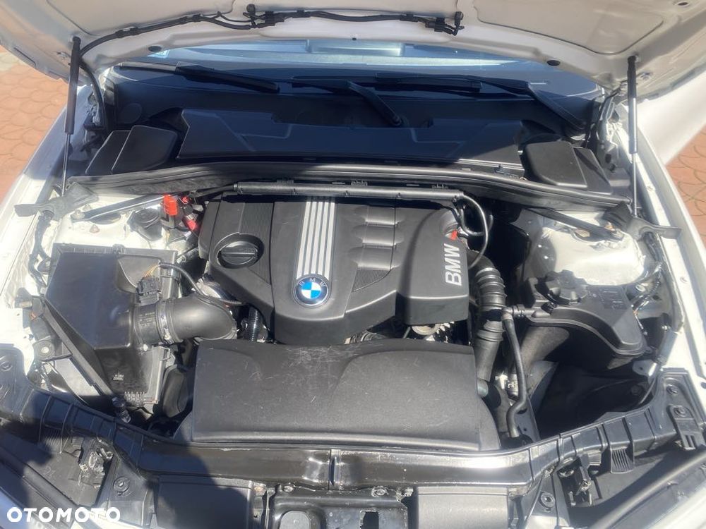 BMW Seria 1 123d Edition Sport - 7