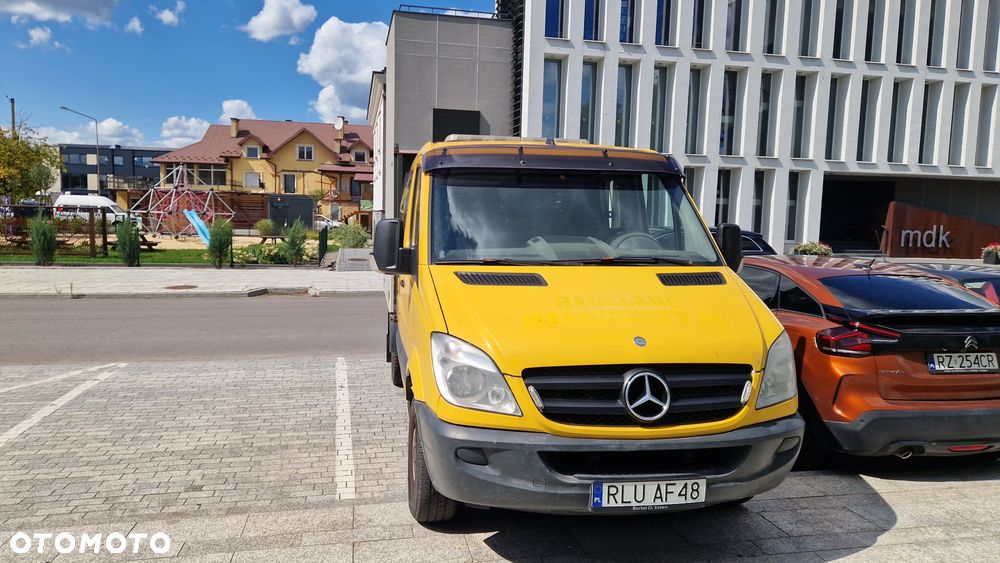 Mercedes-Benz Sprinter - 4