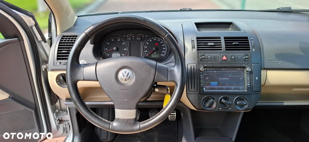 Volkswagen Polo 1.6 Sportline - 20