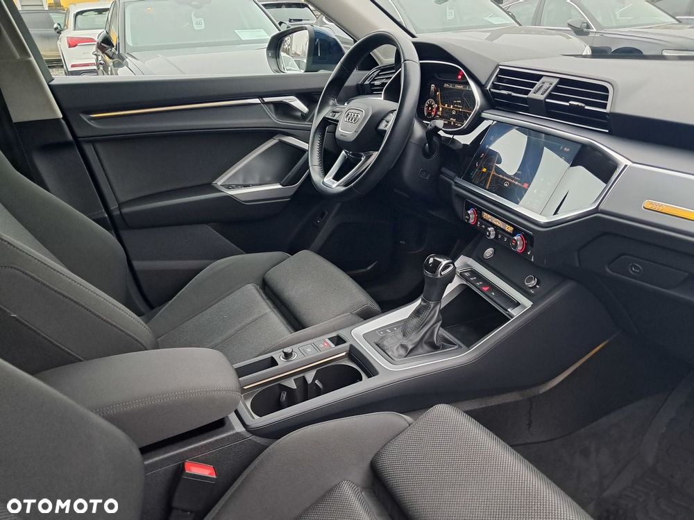 Audi Q3 Sportback - 31