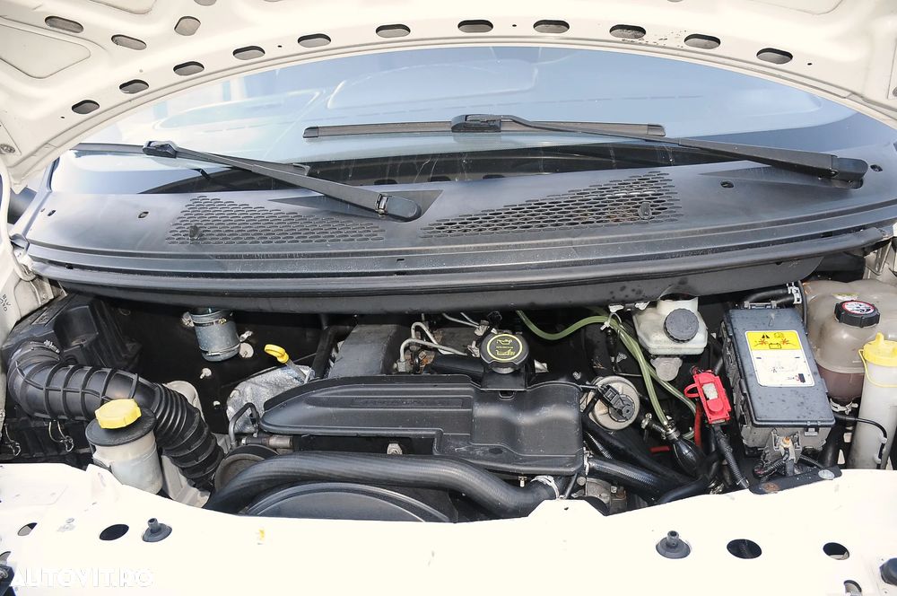 Ford Transit - 12