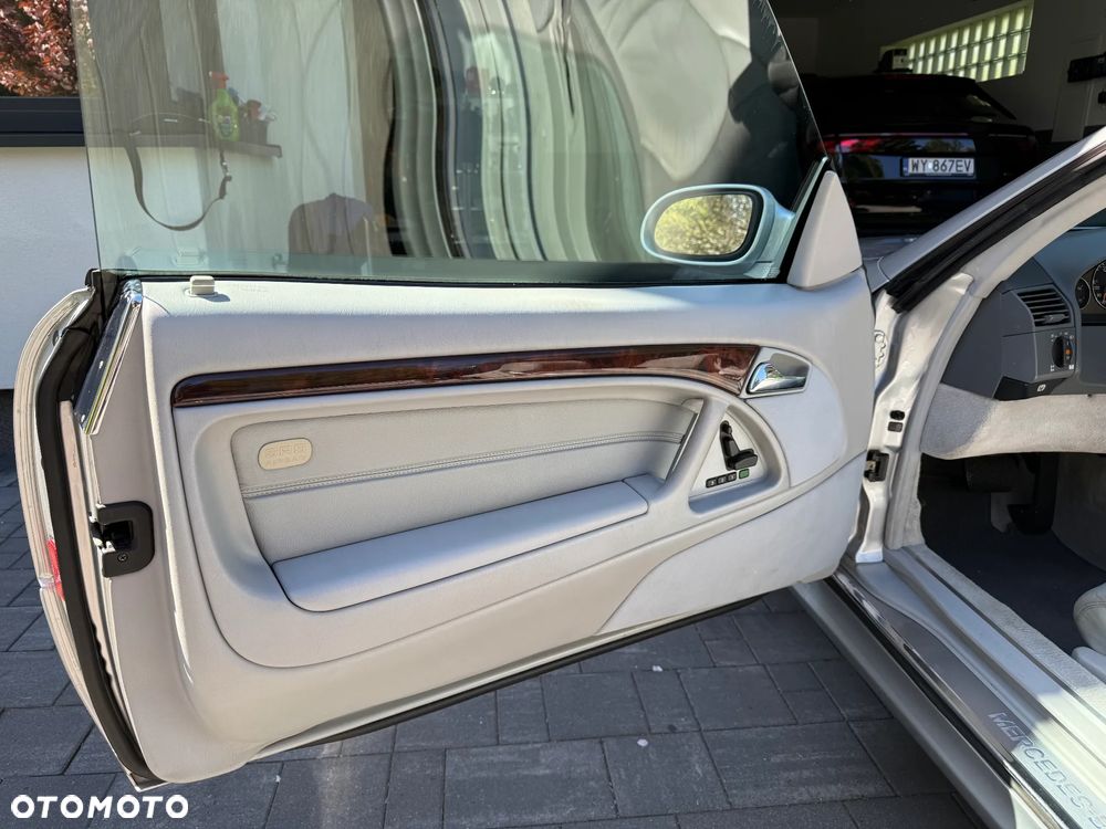 Mercedes-Benz SL 500 - 25