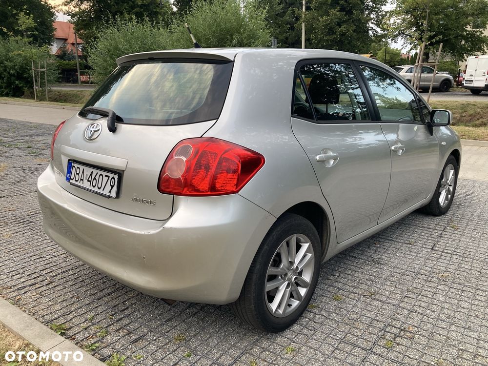 Toyota Auris - 5