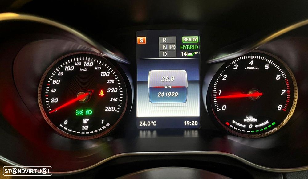 Mercedes-Benz C 350 - 12