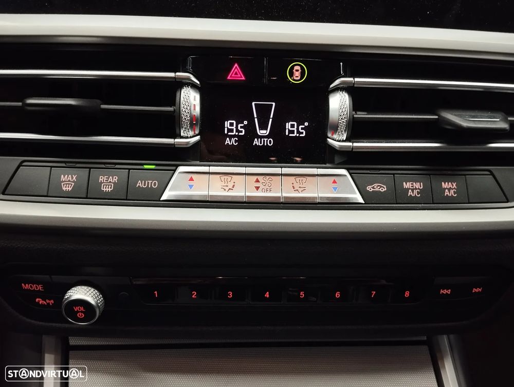 BMW 320 d Advantage Auto - 33