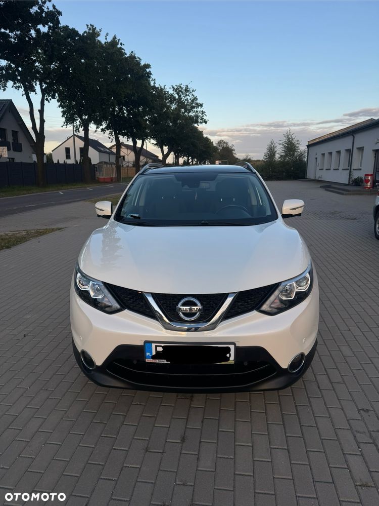 Nissan Qashqai 1.6 DIG-T N-Connecta - 1
