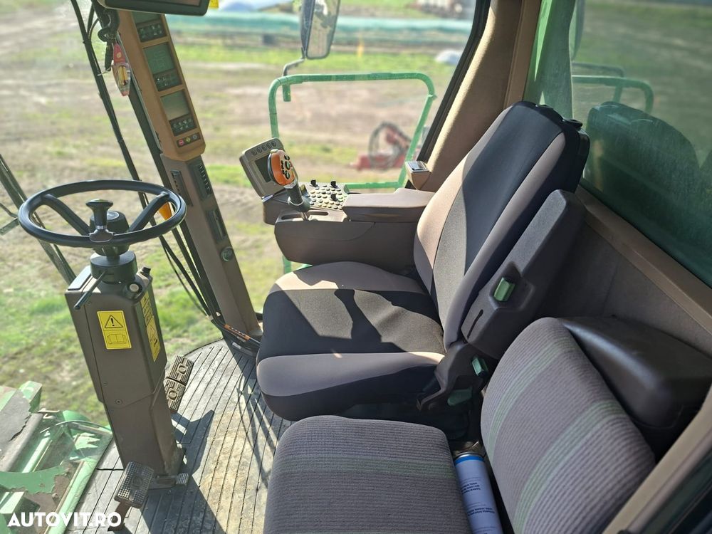 John Deere 690I - 11