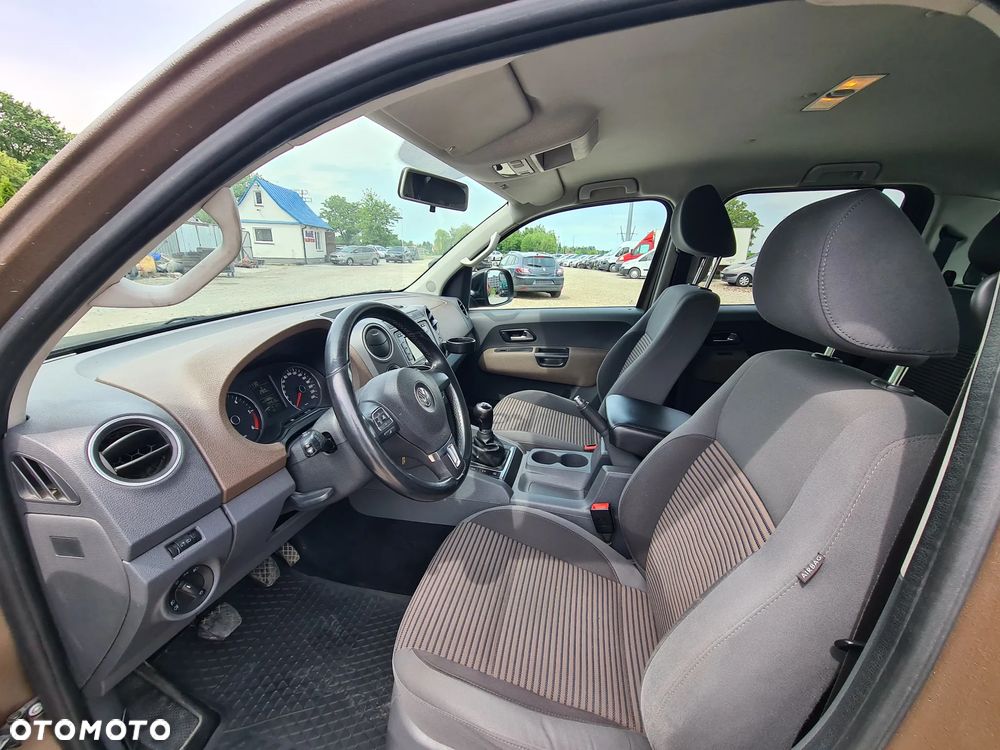 Volkswagen Amarok - 14