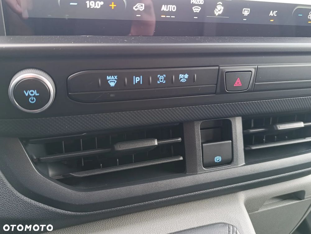 Ford Transit Custom Kombi 320 L1H1 Trend M1 - 19