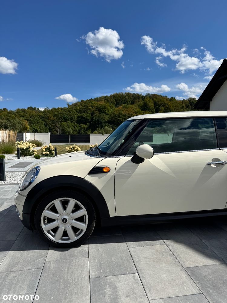 MINI ONE Standard - 4