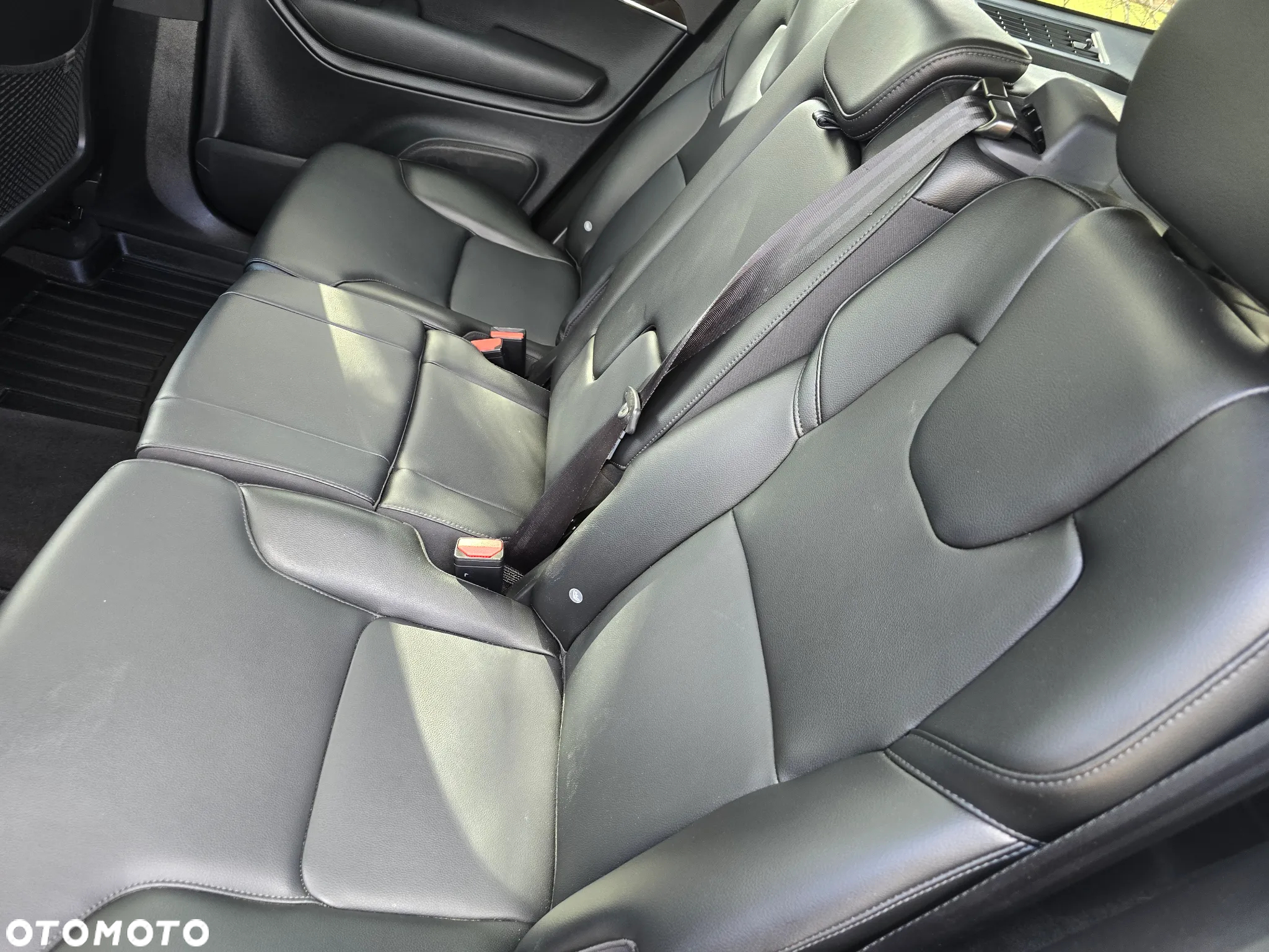 Volvo XC 90 - 8