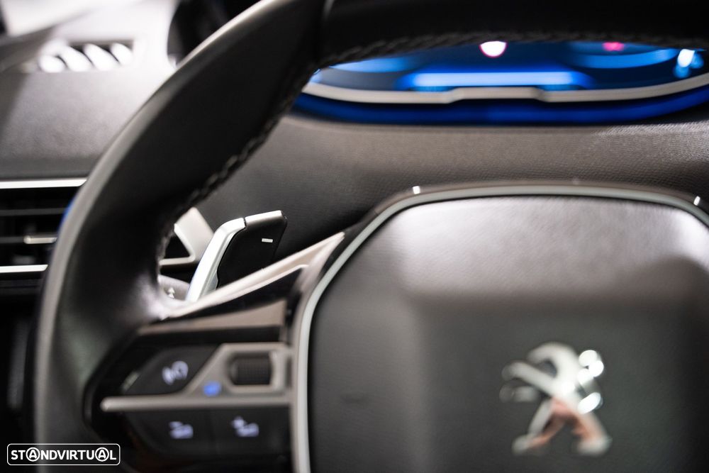 Peugeot 5008 1.2 PureTech Allure EAT8 - 14