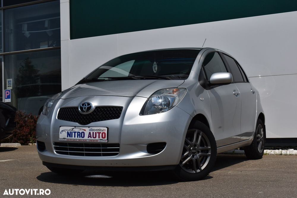 Toyota Yaris 1.3 Sol - 3