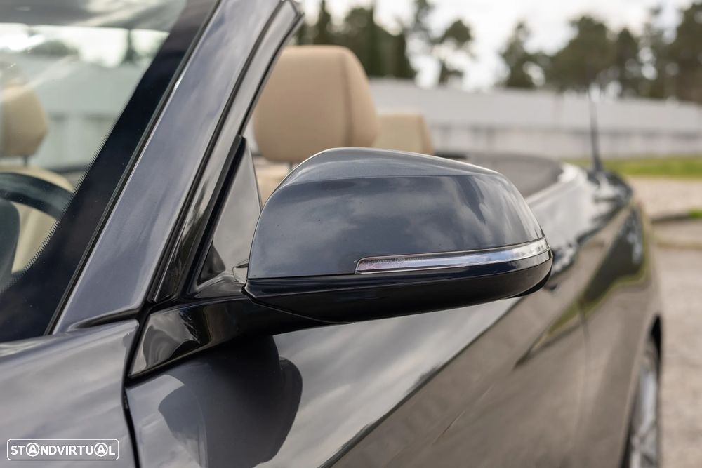 BMW 218 d Cabrio Pack M Auto - 29