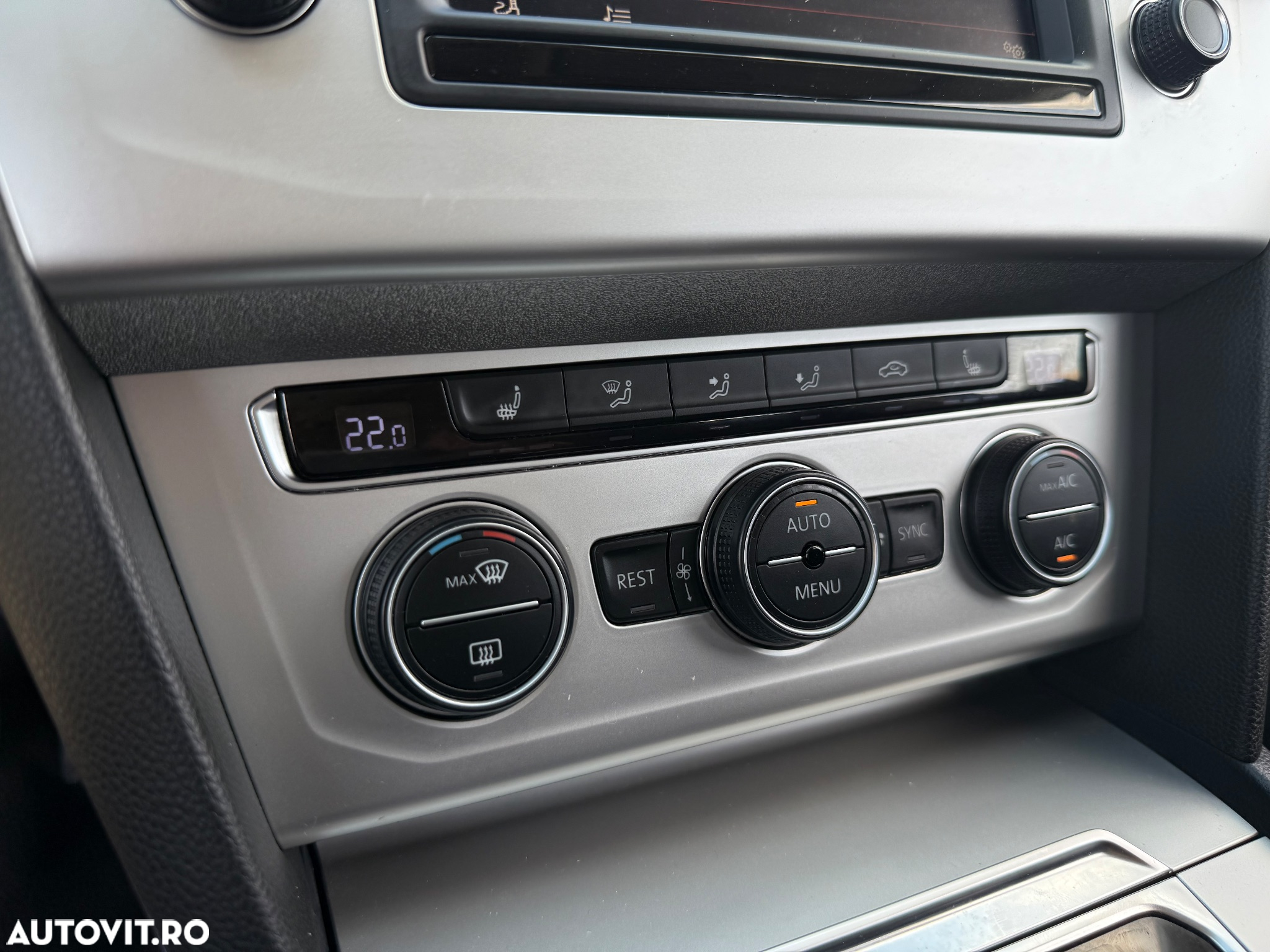 Volkswagen Passat Variant 2.0 TDI DSG Comfortline - 14