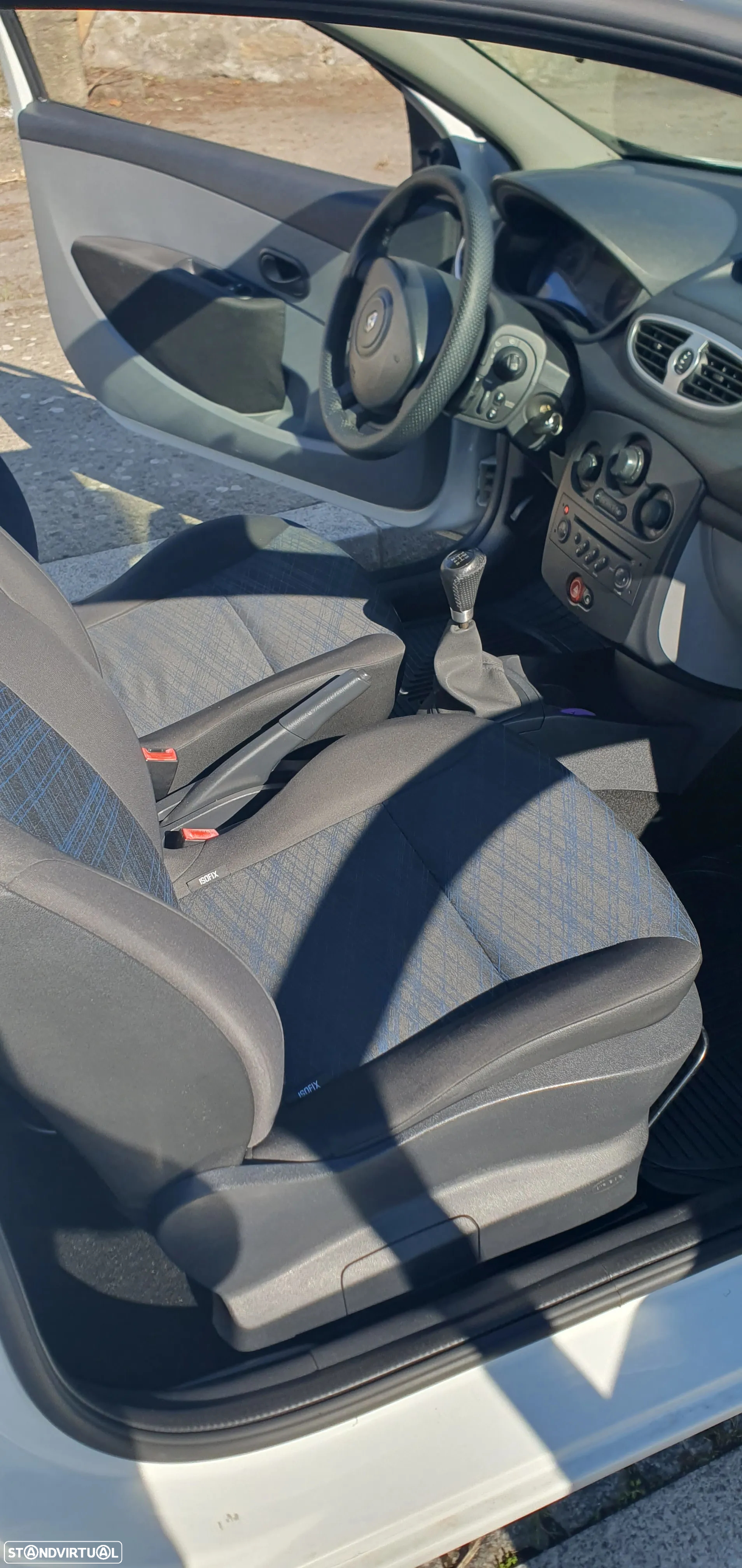 Renault Clio - 14