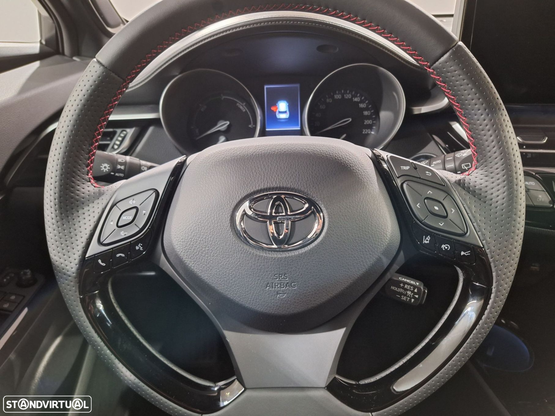 Toyota C-HR - 13