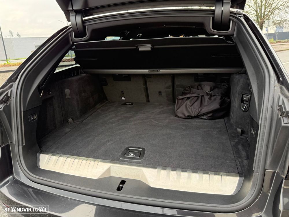 BMW 530 e Pack Desportivo M - 24