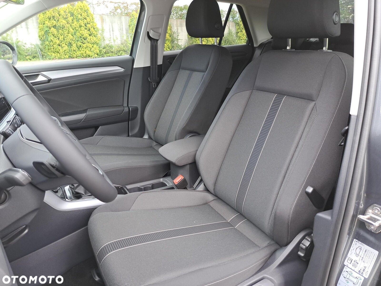 Volkswagen T-Roc 1.5 TSI Life Plus DSG - 11