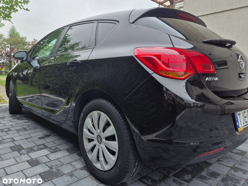 Opel Astra 1.6 - 4
