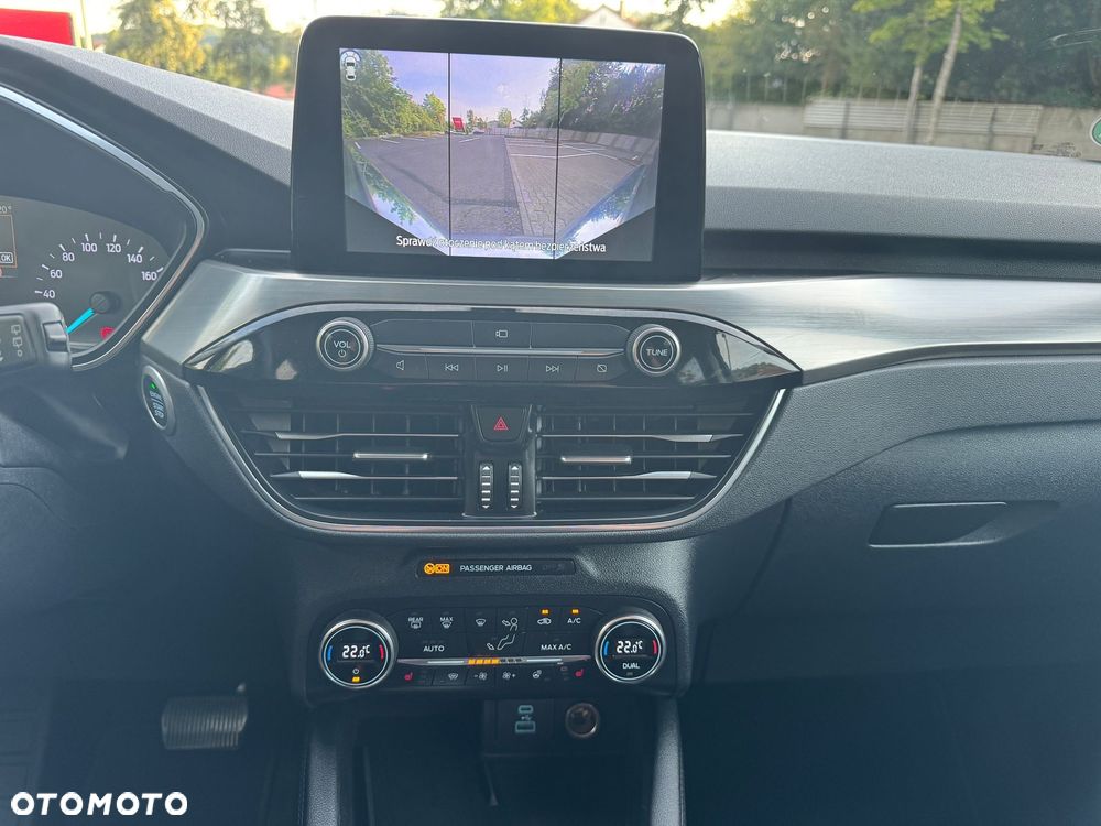 Ford Kuga 2.0 EcoBlue 4x4 TITANIUM - 17