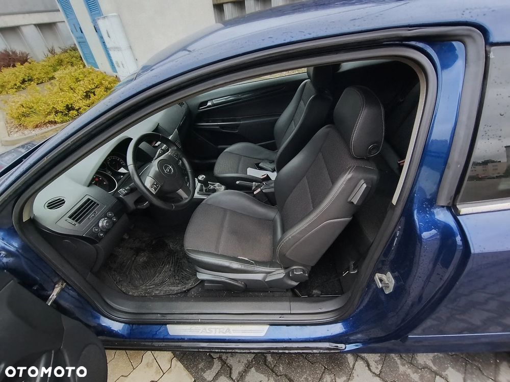 Opel Astra 1.9 CDTI DPF Edition - 10