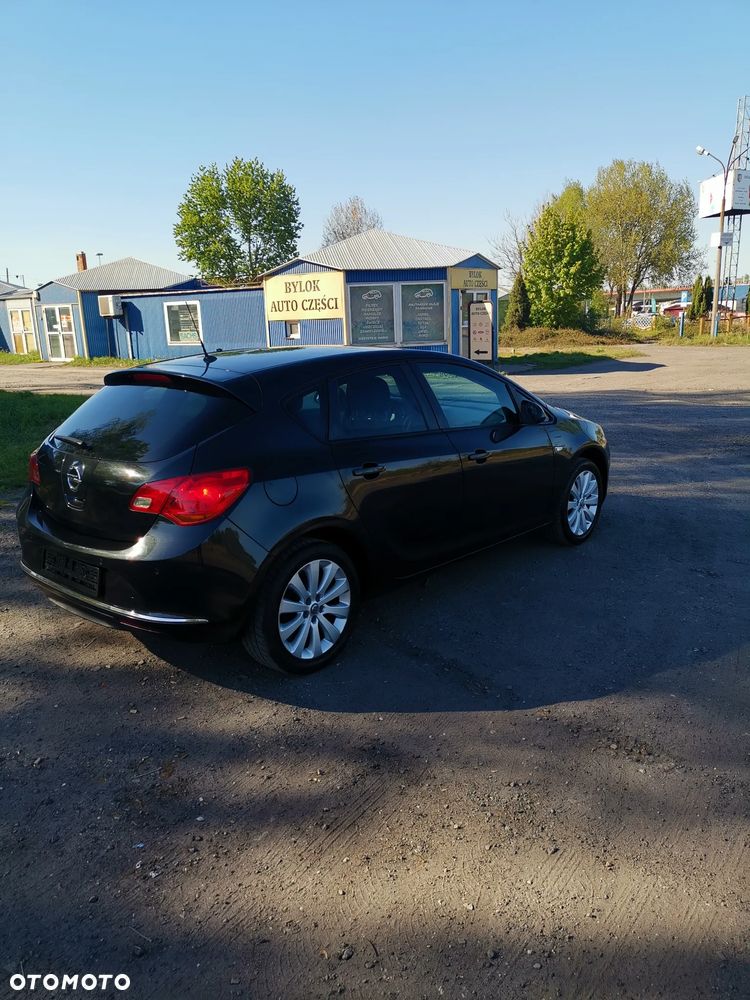Opel Astra - 20