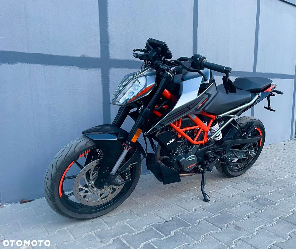 KTM Duke - 4