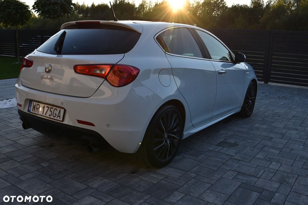 Alfa Romeo Giulietta 1.8 TBi 16V Quadrifoglio Verde - 30
