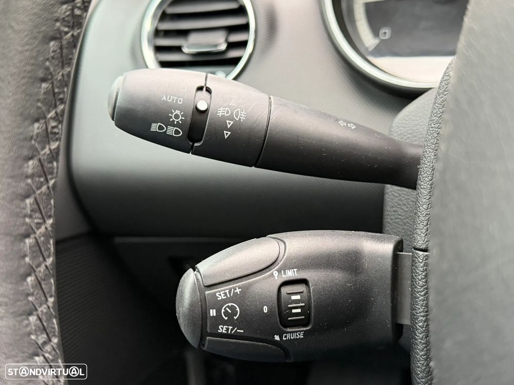 peugeot 308-sw ver-1-6-hdi-premium-cvm6 - 13