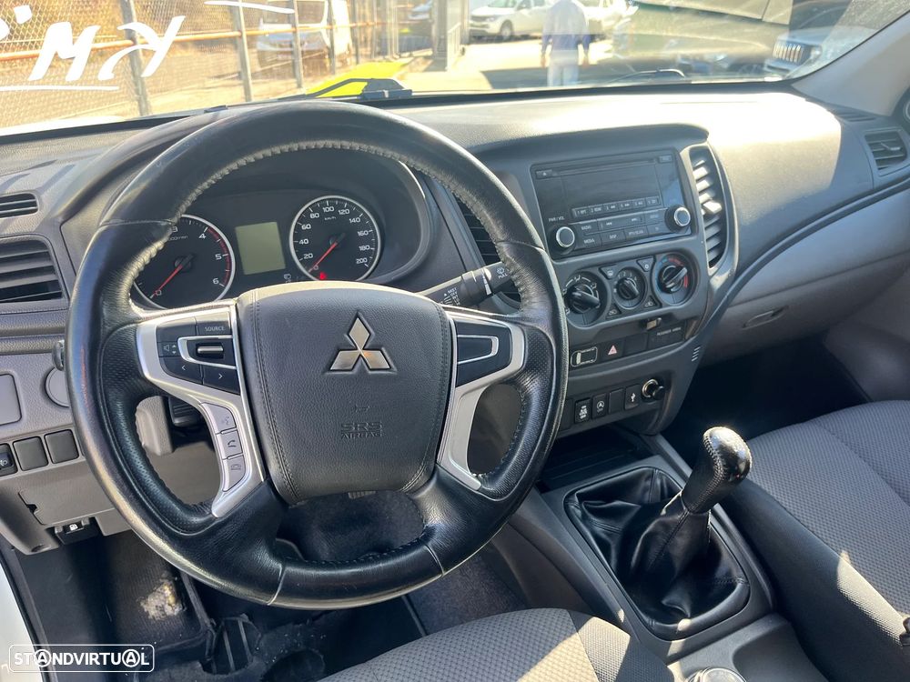 Mitsubishi L200 CLUB 4X4 154cv 3Lug. - 11