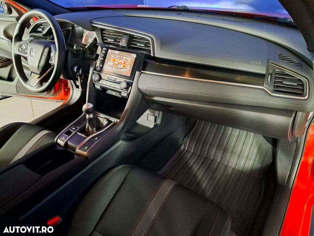 HONDA Civic 2020 — imagine 17