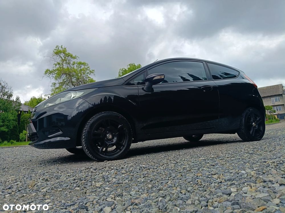 Ford Fiesta - 26