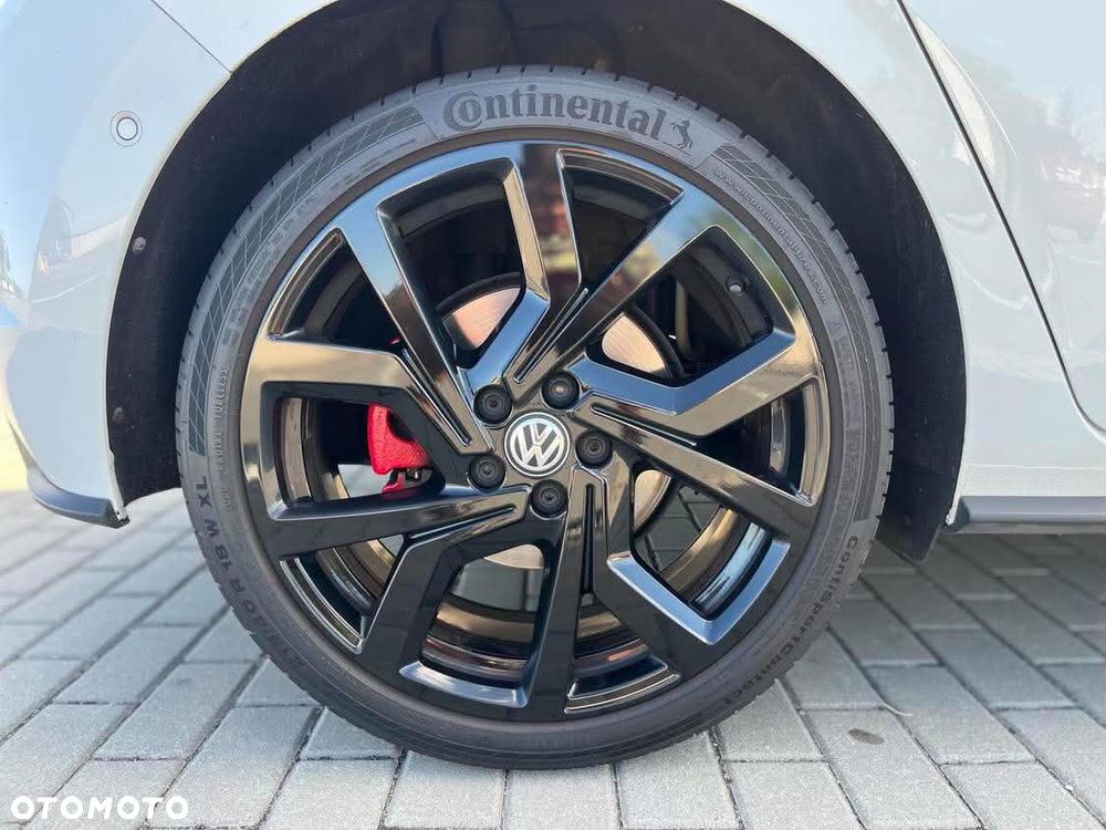 Volkswagen Polo - 31