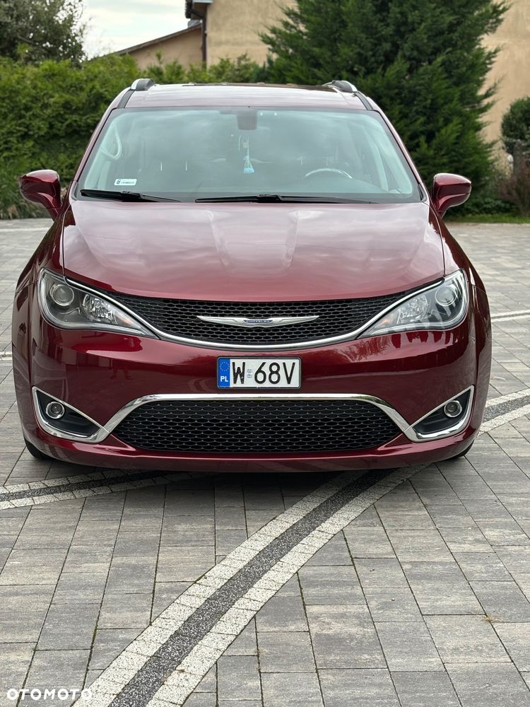 Chrysler Pacifica - 7