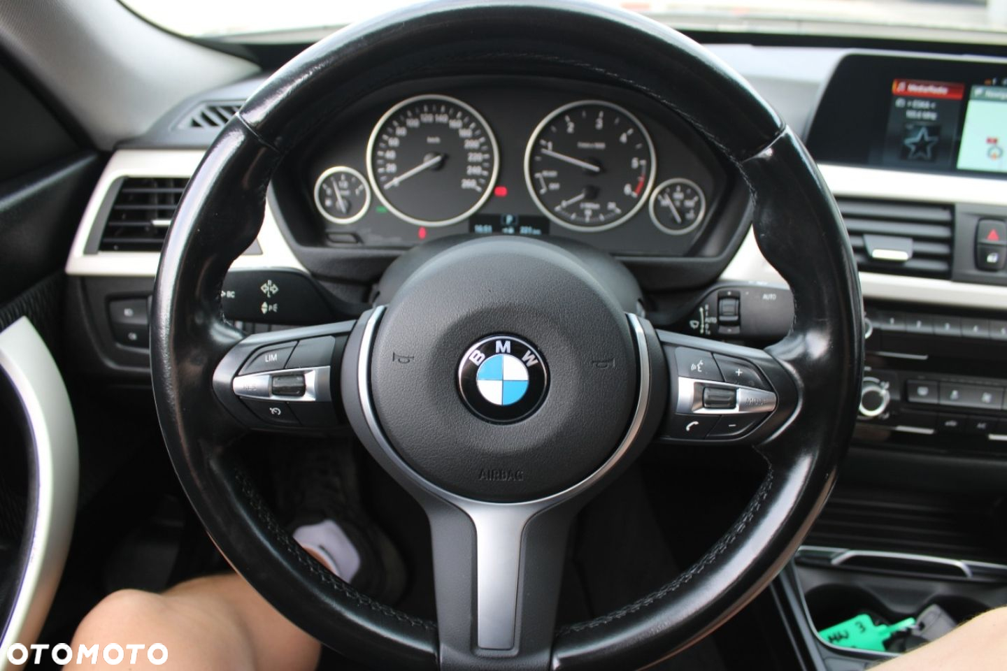 BMW 3GT - 34